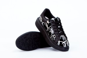 Дамски спортни обувки Cecil черни със сребрист принт