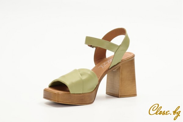 Дамски сандали на ток Marcela светлозелени thumb