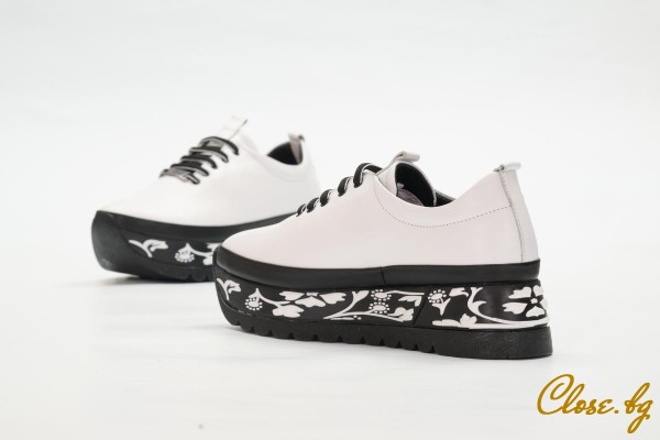 Дамски ежедневни обувки Valmira бели thumb