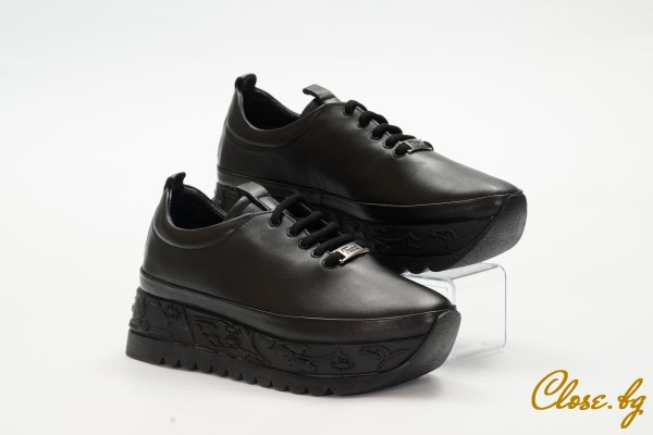 Дамски ежедневни обувки Valmira черни