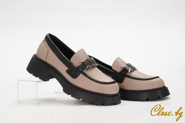 Дамски ежедневни обувки Teressa бежови с черно thumb