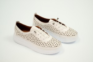 Дамски ежедневни обувки Malfy бели