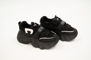 Дамски спортни обувки Damina черни с бяло