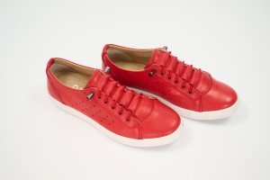Дамски ежедневни обувки Strada червени