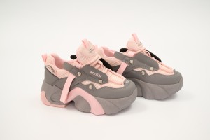 Дамски спортни обувки Aiga сиви с розово