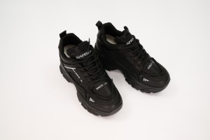 Дамски спортни обувки Nadit черни