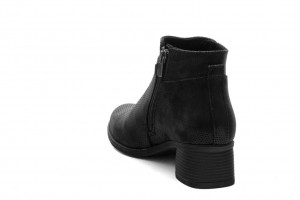Дамски боти на ток Orella черни 2