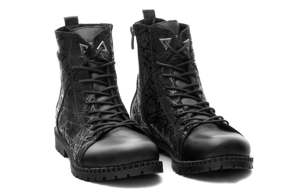 Дамски ежедневни боти Amanda черни