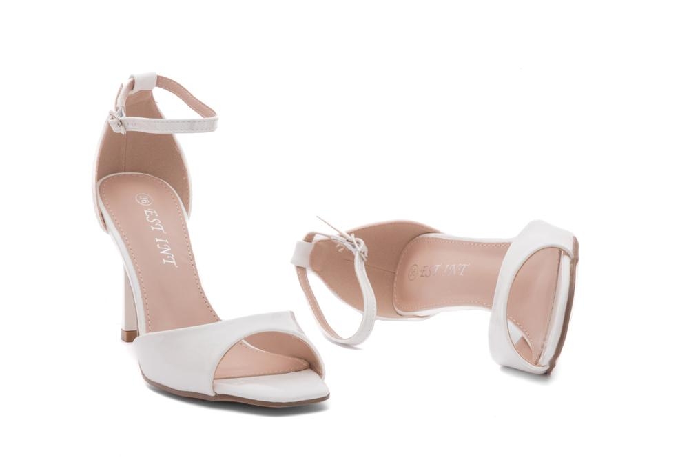 Дамски сандали на ток Elia бели