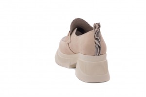 Дамски ежедневни обувки Shika бежови с принт змия 2