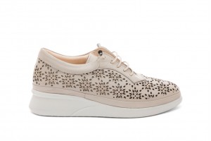 Дамски ежедневни обувки Yassy бежови 1