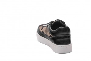 Дамски ежедневни обувки Toni черни със златисто 2