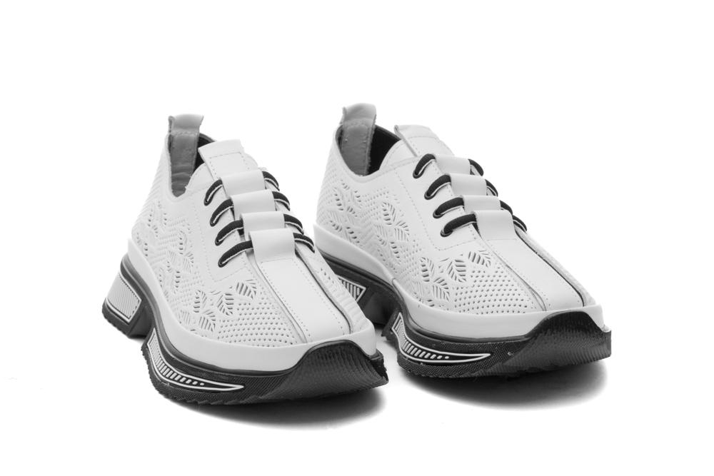 Дамски ежедневни обувки Megan бели