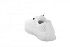 Дамски ежедневни обувки Mecina бели 2