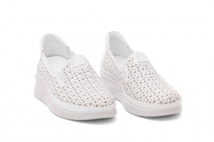 Дамски ежедневни обувки Neva бели